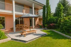 garten-holzdeck-wasserspiel · 05